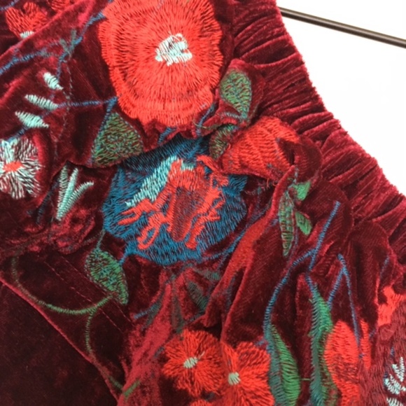 Umgee off the shoulder Velvet Embroidered Dress - Burgundy - Picture 3 of 4